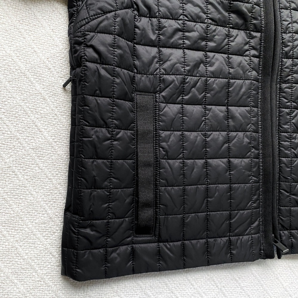 Athleta Recycled Grandview Shortie Quilted Bomber Jacket Black Size S NWT - Picture 9 of 10